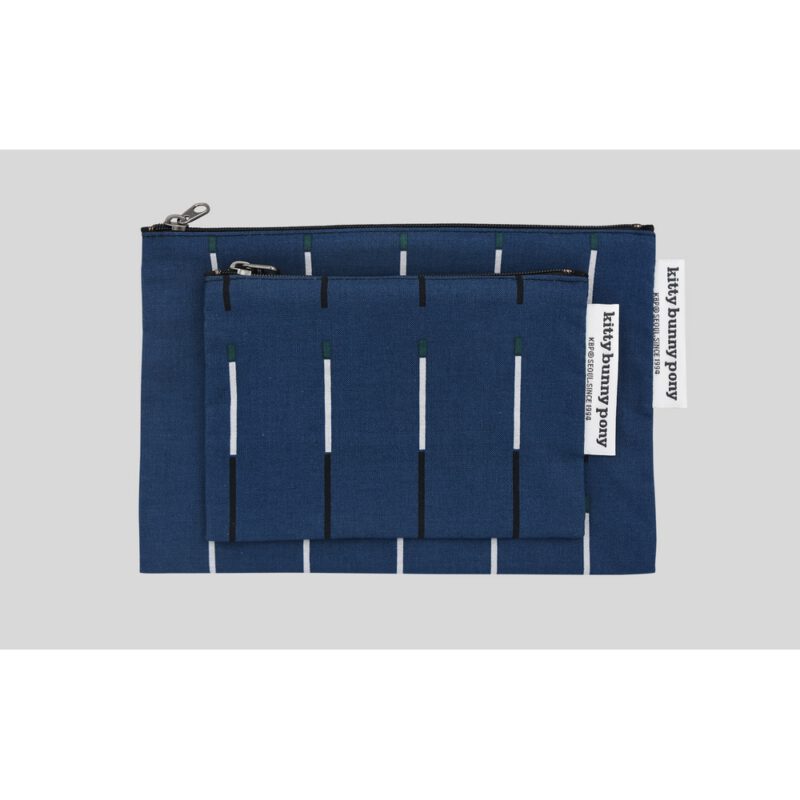 Plot Blue Pouch